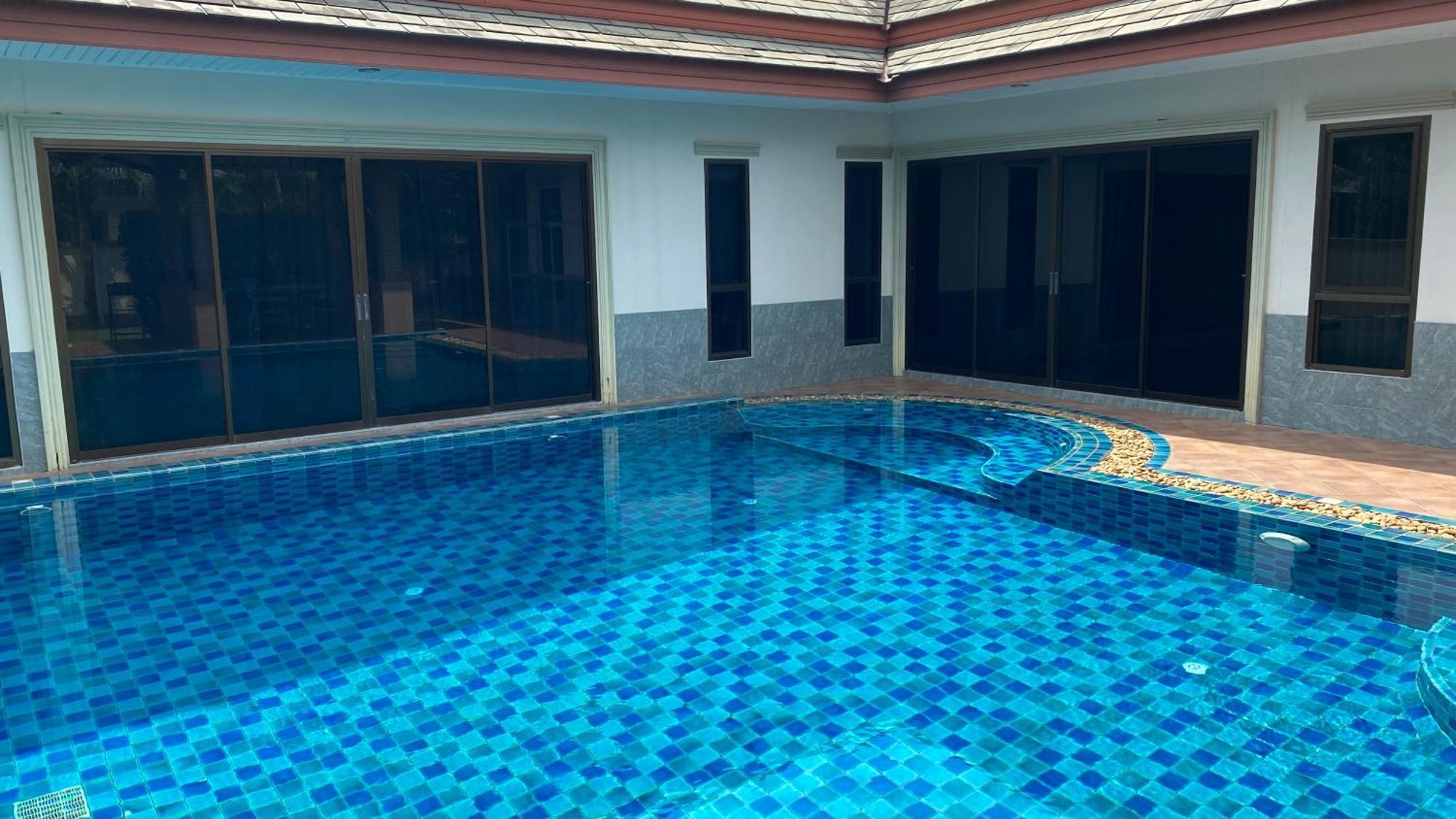 Big Comfortable Villa Na Chom Thian Luaran gambar