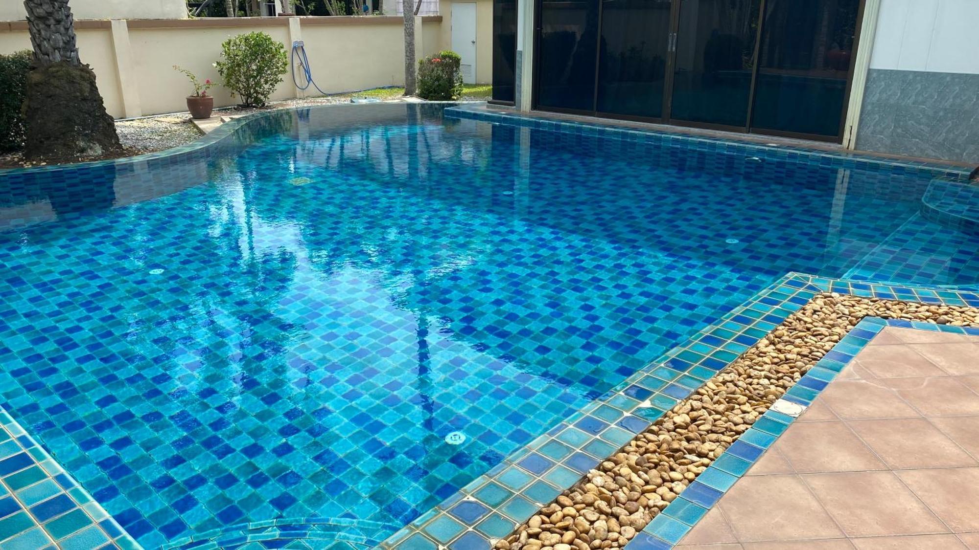 Big Comfortable Villa Na Chom Thian Luaran gambar