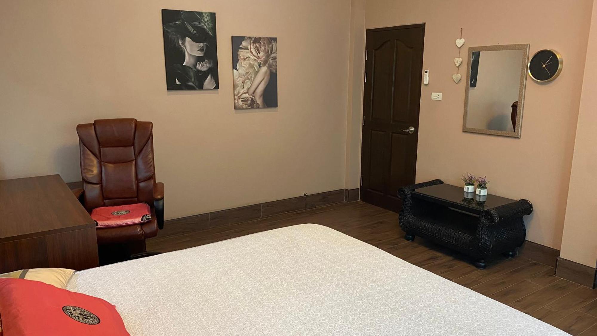 Big Comfortable Villa Na Chom Thian Luaran gambar